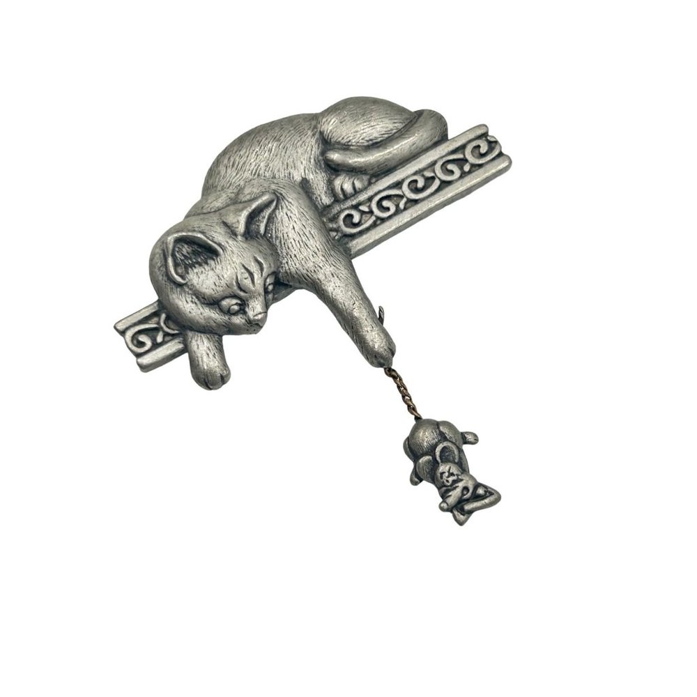 JJ Cat Catching Mouse Pin Brooch Pewter Metal Silver Tone Dangle Figural Pin